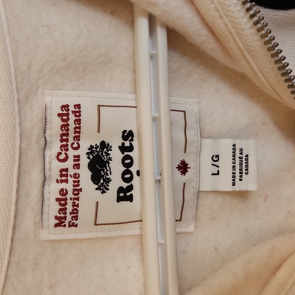 Large ROOTS 3/4 zip sweater - Picture 5 of 6